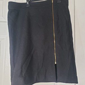Banana Republic black zip skirt